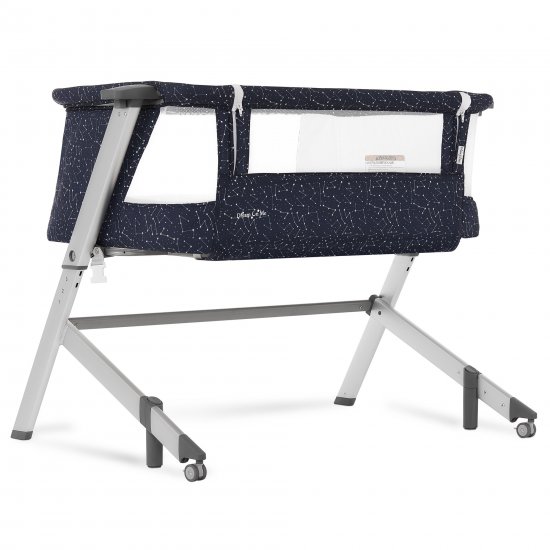 Dream On Me Skylar Bassinet and Bedside Sleeper in Galaxy Blue