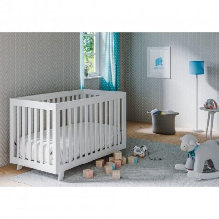 Storkcraft Beckett 3 in 1 Convertible Baby Crib, White