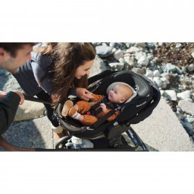 Maxi-Cosi Tayla XP Travel System, Essential Red